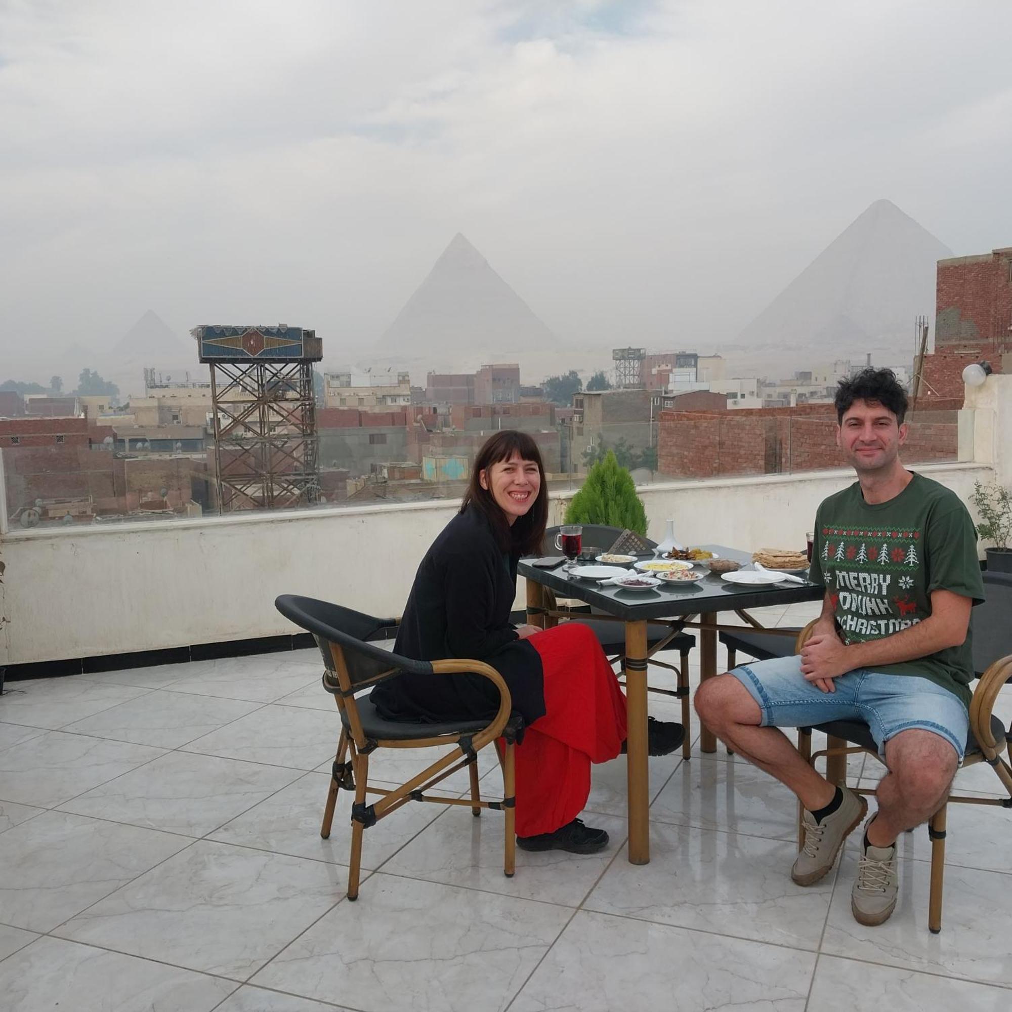 Eagles Pyramids View Hotel Kairo Bagian luar foto