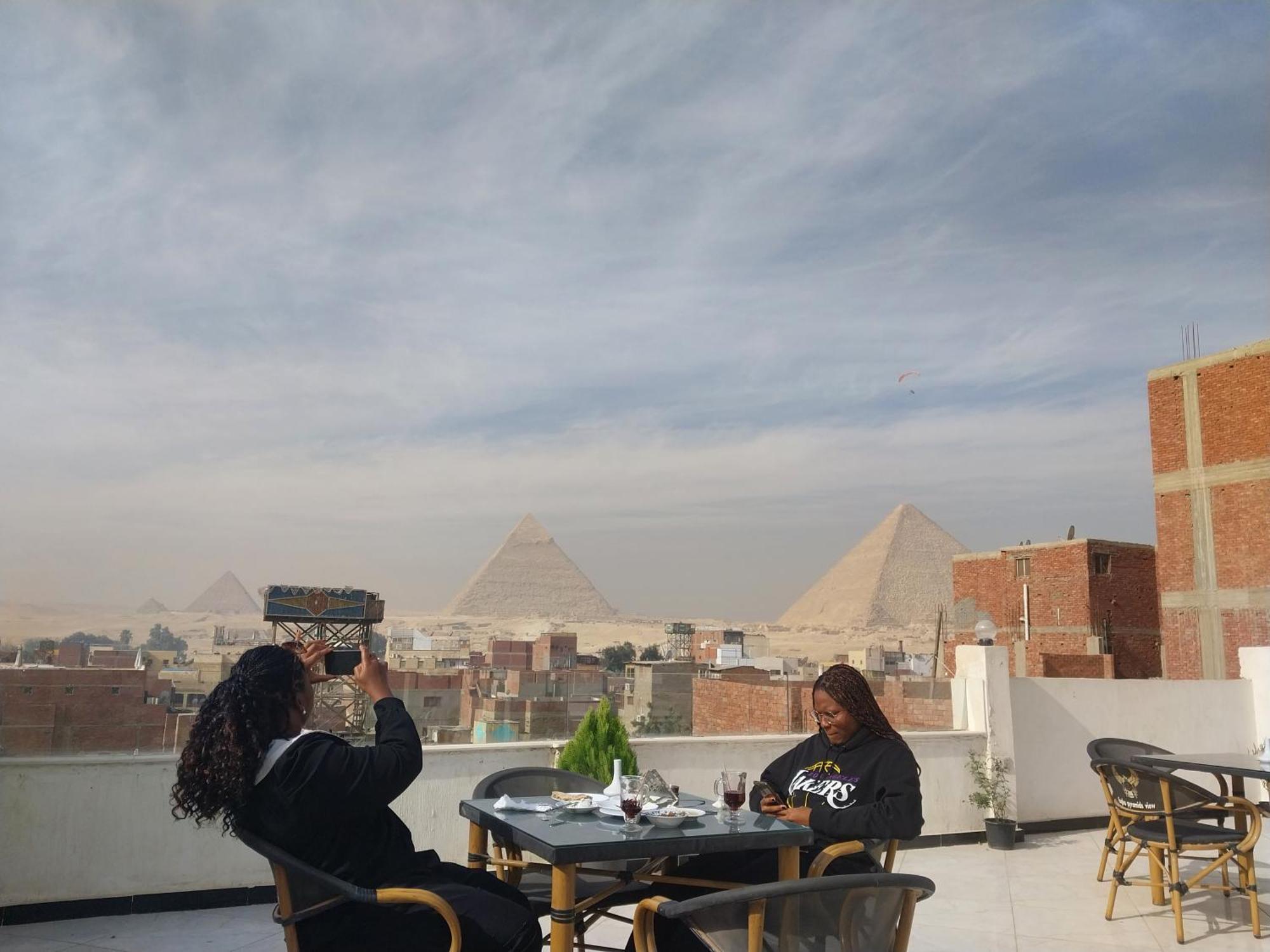 Eagles Pyramids View Hotel Kairo Bagian luar foto