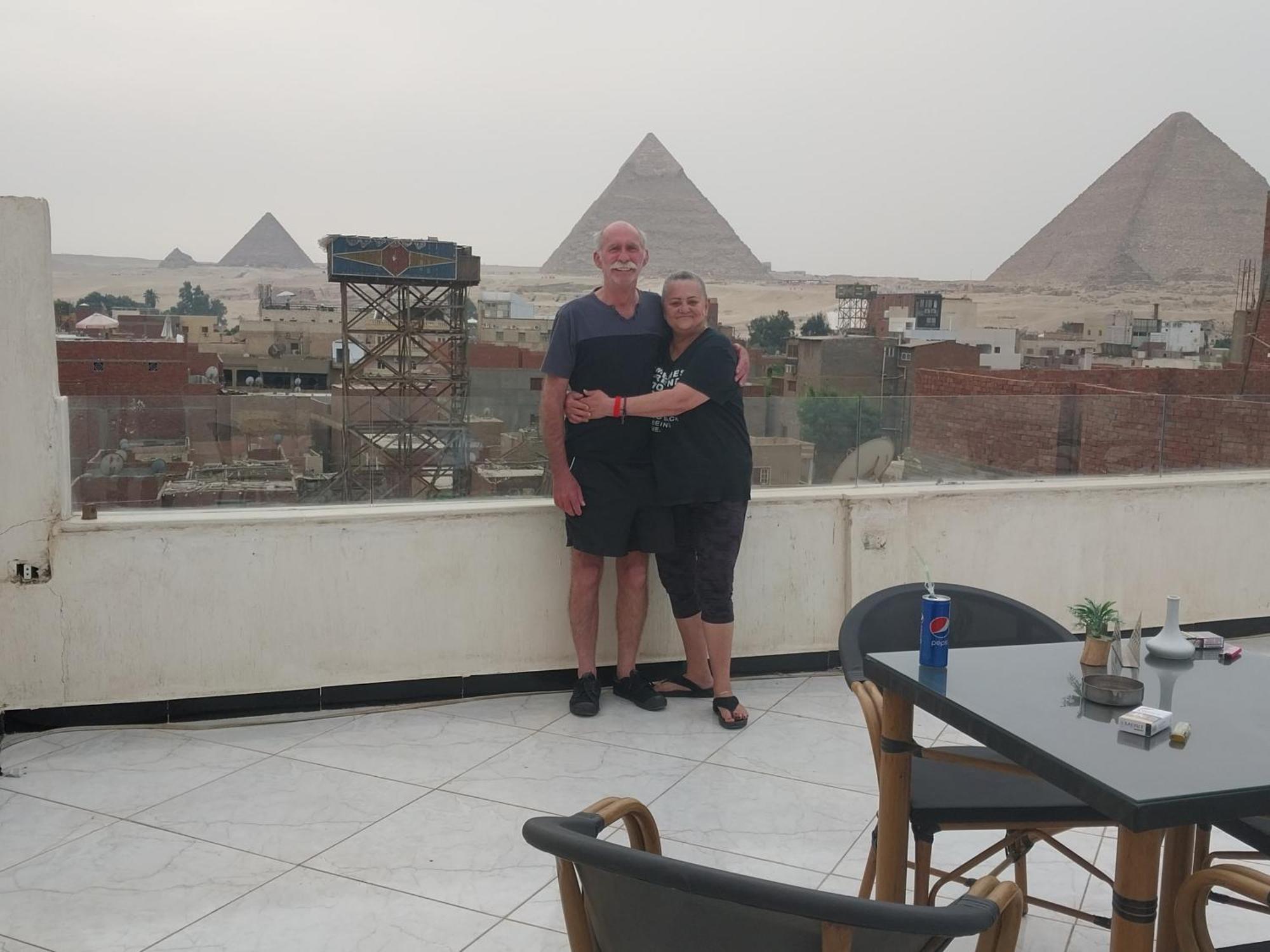 Eagles Pyramids View Hotel Kairo Bagian luar foto